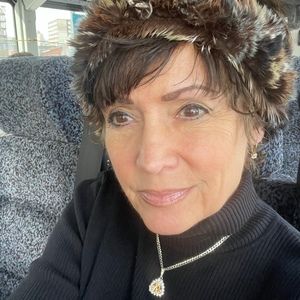 Meet your Posher, B.